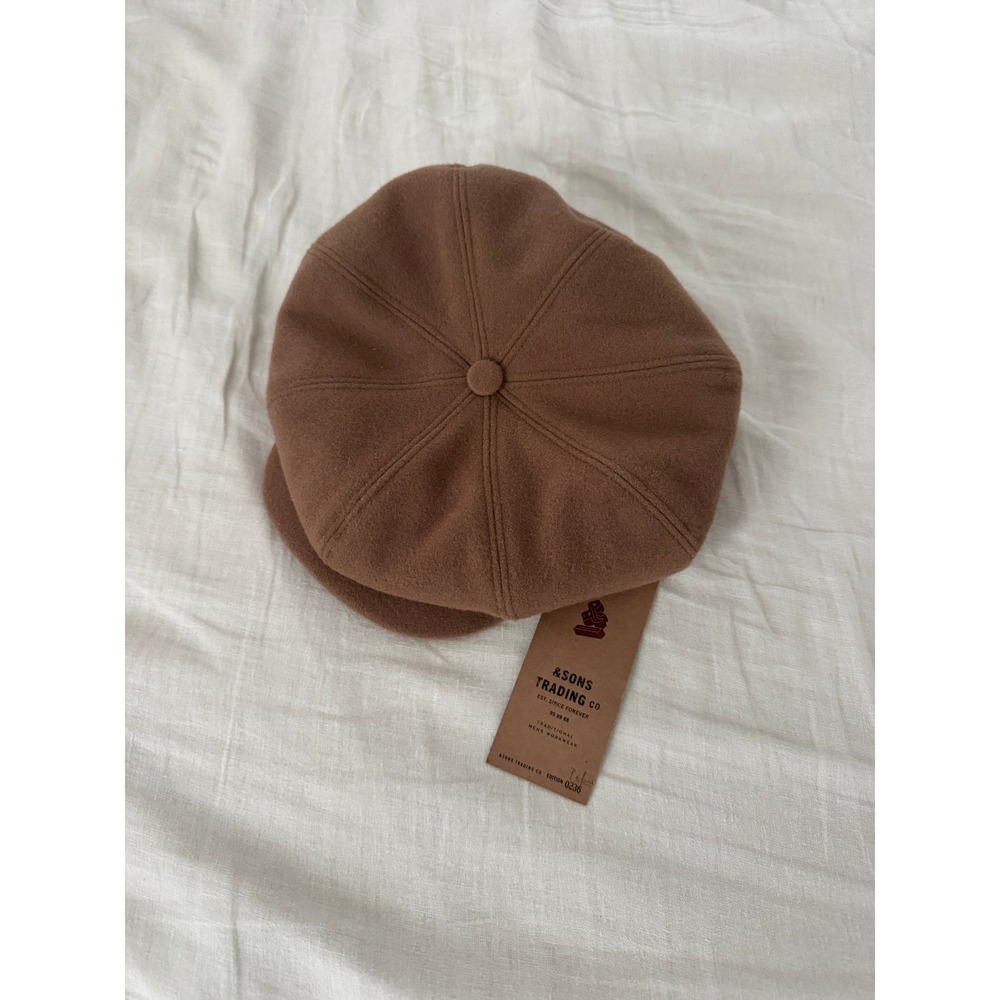 &SONS Trading Co Jackson Baker Boy Cap Tan Wool Blend Newsboy Hat Large 59cm NWT